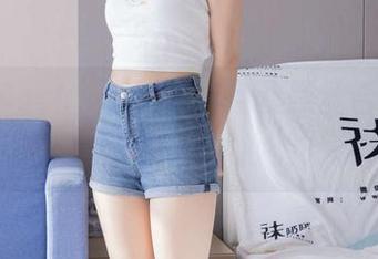 BoBoSocks袜啵啵 – 免费黑丝合集，芝士同学的“丝袜心情”。