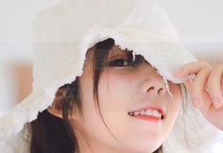 喵糖映画的浴缸套图,高清到我都想跳进去搅和搅和。