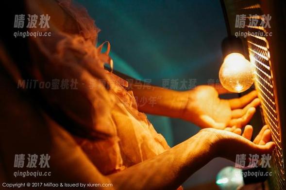 MiiTao蜜桃社 - 李颖诗的双马尾，更新太猛，竟能让人直呼“追风少年”