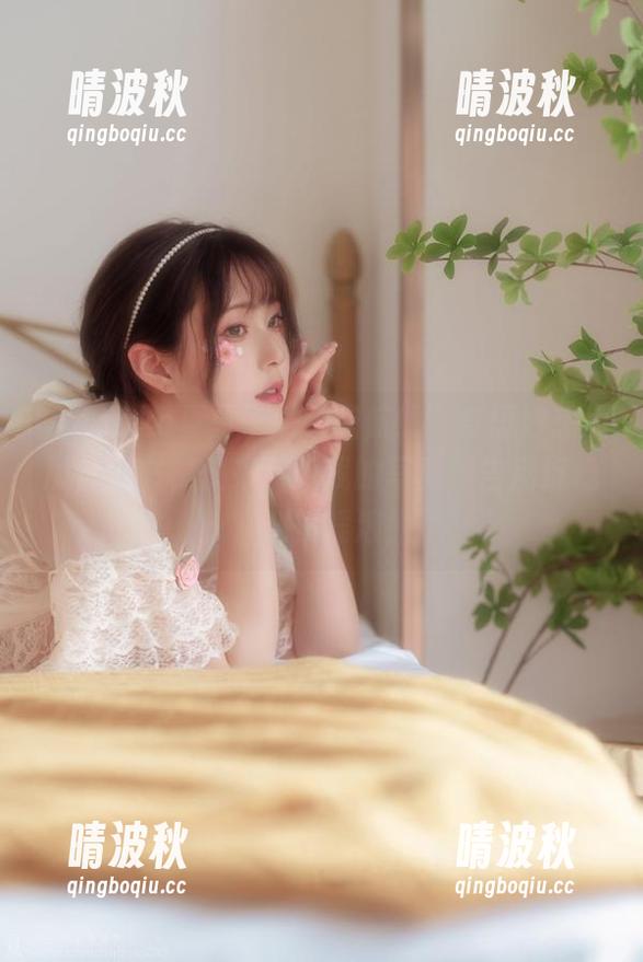 Natsuko夏夏子 Natsuko夏夏子“碧蓝航线”奇思妙想大凤传道书,快来下载我的写真,告别沉稳,迎接摇滚!