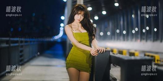 冬日暖阳？Tina很妖孽呀最新作品，图片中那种温柔，让人想到软绵绵的毛毯。