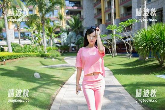 TuiGirl推女郎 - 黑丝＋模特林夕=私房里的美图打卡，这是啥操作呀