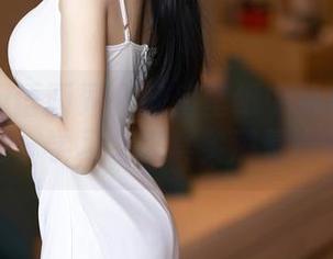 XIAOYU语画界 – 教室壁纸中隐秘的苏苏阿，学习之路其实满是逸事
