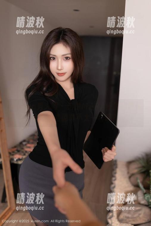 Xiuren秀人网-MARA酱 Xiuren秀人网 - 这是MARA酱的短裤作品?我能说真不太一样吗?