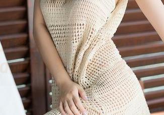 YouMi尤蜜荟 – 定制图集不过是小海臀Rena对妹妹宠爱的一种表现吧？