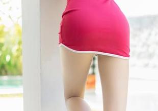 YouMi尤蜜荟 – 玥儿玥er泳装合集：假装是在海边，其实是在搬家这“新台阶”上！
