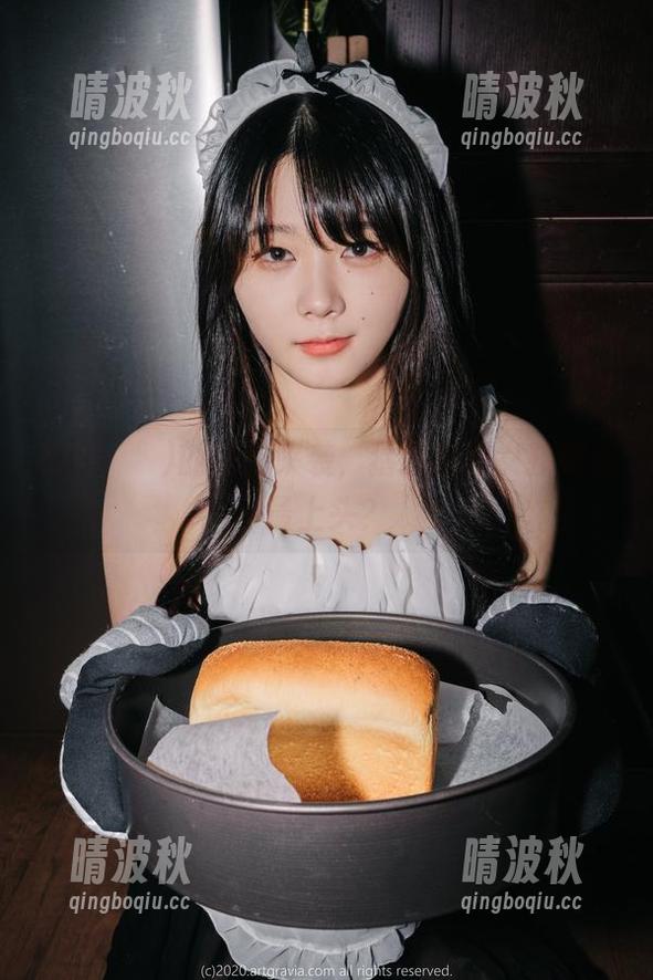 Zia(지아)的私拍来袭，猜这制服女孩哪点最上头？
