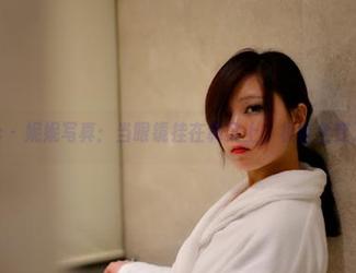 pans – 妮妮写真：当眼镜挂在鼻梁上，妆容全变了哦。