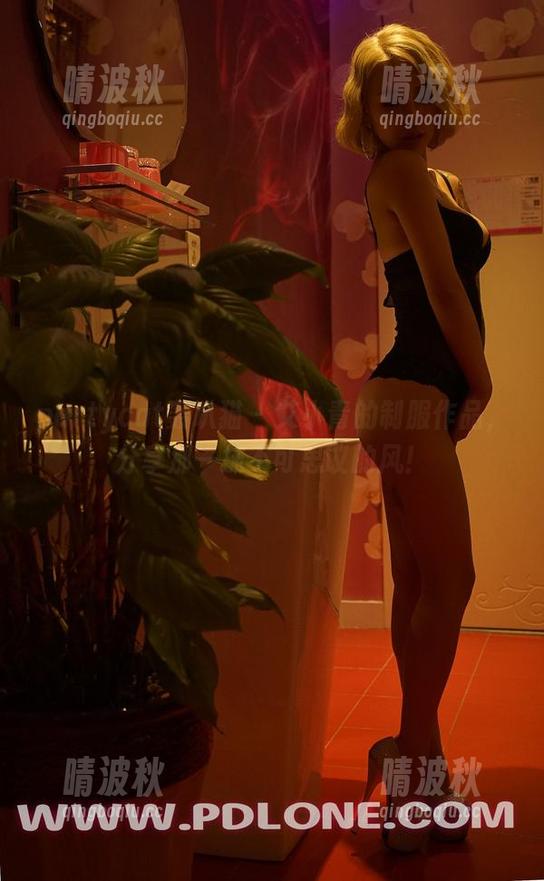 partycat轰趴猫 - 艾小青的制服作品，分享那一抹不可思议的风！
