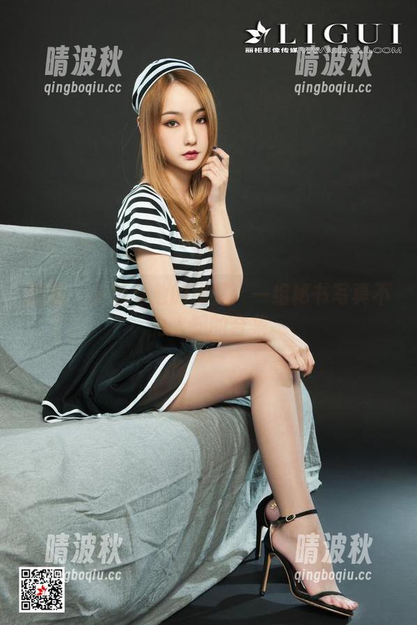 丽柜 - 小唐与他的秘笈：一组秘书写真不为人知的合集