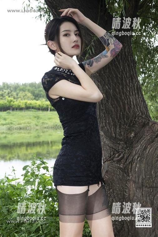 丽柜 - 潘潘与她的丝袜：高清画面，炫酷美图妆点我的周末