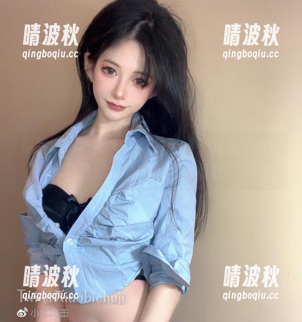倦倦喵露背裙大更新，天哪，我当场反问自己：今天应该怎么看呢？
