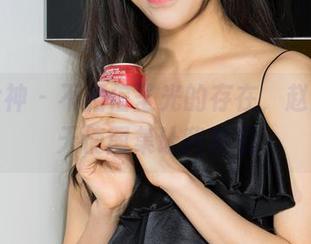 克拉女神 – 不相信圣光的存在,赵雨静的天使图集让我重思