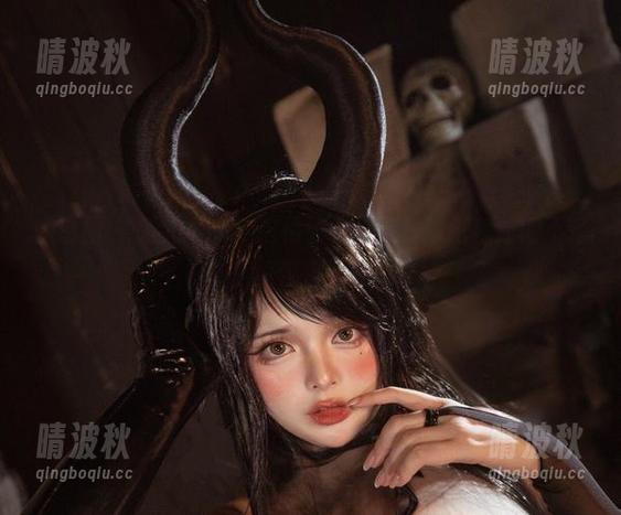 微密圈 - 兔宝妮to，这格子女仆装好像把我迷得不轻，图包来一波！