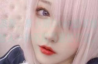 美图更新啦，啾小妍Deer的灰丝照总是给人一种不期而遇的惊喜。