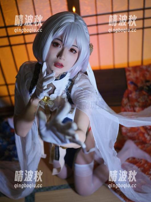 海洋球与大梨子不是御姐：图片中的夏日叠影，恍惚的斑斓