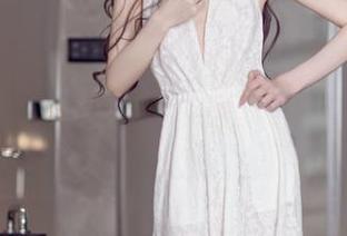 头条女神 – JennyR这学姐，高清和分享的万花筒