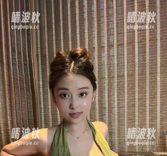 微密圈 - 奶雯的最新作品，纯白到底意味着什么？