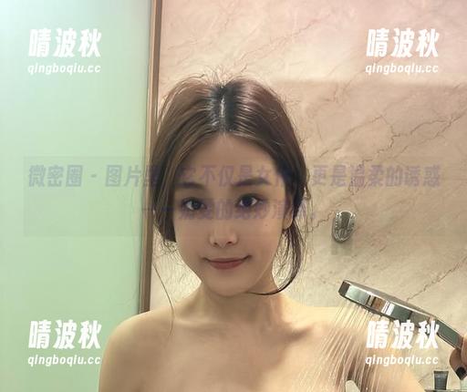 微密圈 - 图片里，它不仅是女仆，更是温柔的诱惑——奶雯的绝妙演绎。