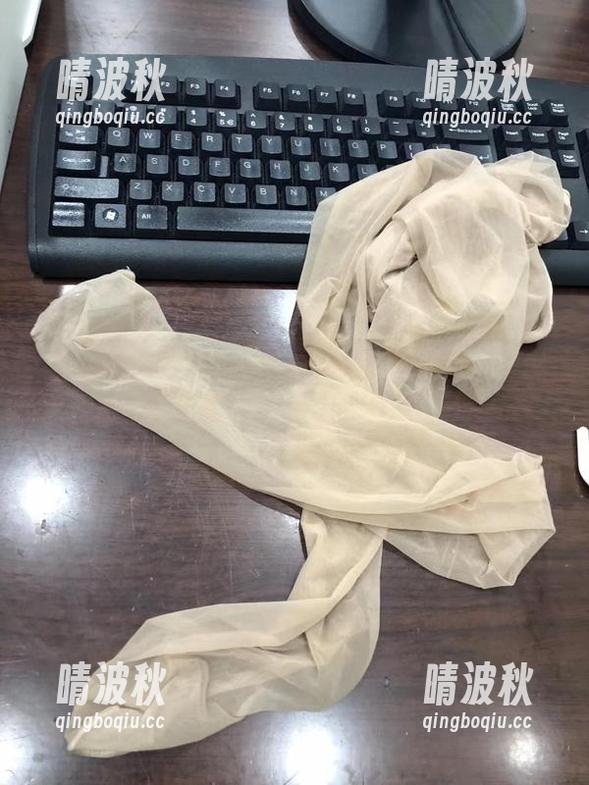 小仙女ELaine 微密圈 - 小仙女ELaine的职业装:谁说只能西装革履?我们有图片为证!