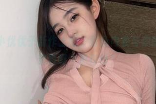 微密圈 – 小优优子新作上线,红色内衣与你的修图技能究竟哪个更在线?