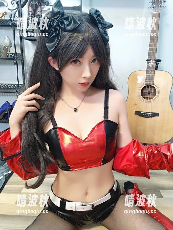 小女巫露娜的套装福利图，值得你花一整天‘研究’！