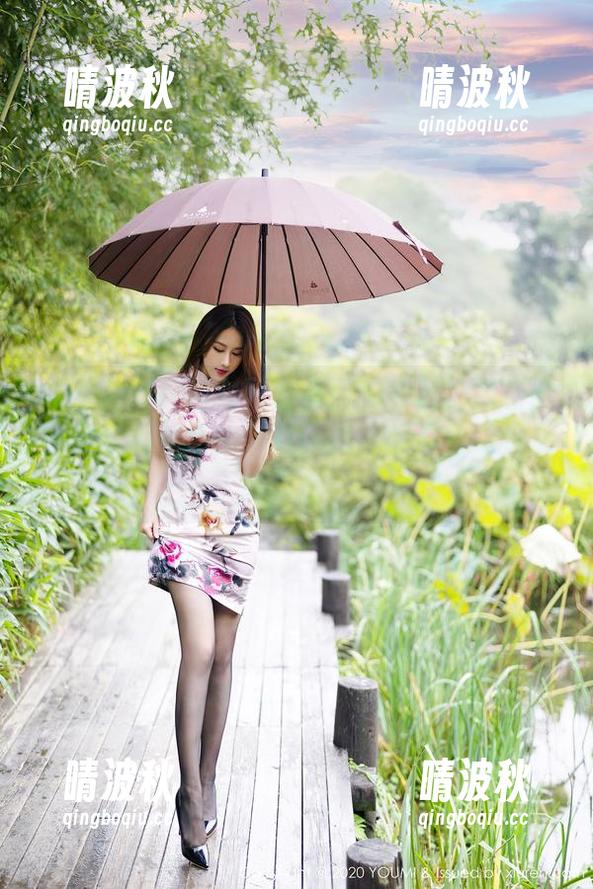 尤蜜荟 - 私拍动图合集：朱可儿把镂空内衣穿得如此美，顿时让我想起带鱼那高贵的姿态！