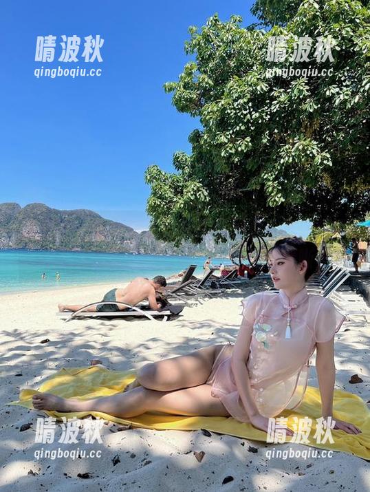 微密圈 - 就是阿朱啊的高清写真，透明到可以和你的玻璃窗比赛—究竟谁更清晰？