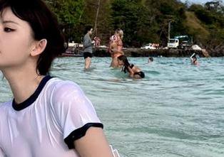 微密圈 – 礼服与就是阿朱啊，你能从这张写真中读出的是什么？