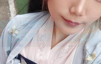 别再等了，巴鲁巴鲁BaRu的女孩更新了一张让人无法移开视线的图片。