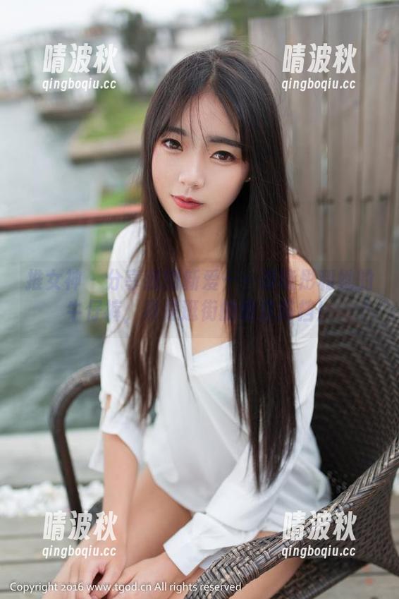 推女神 - 分享我的新爱——谭晓彤和她的牛仔裤，真是逛街的绝佳搭档！