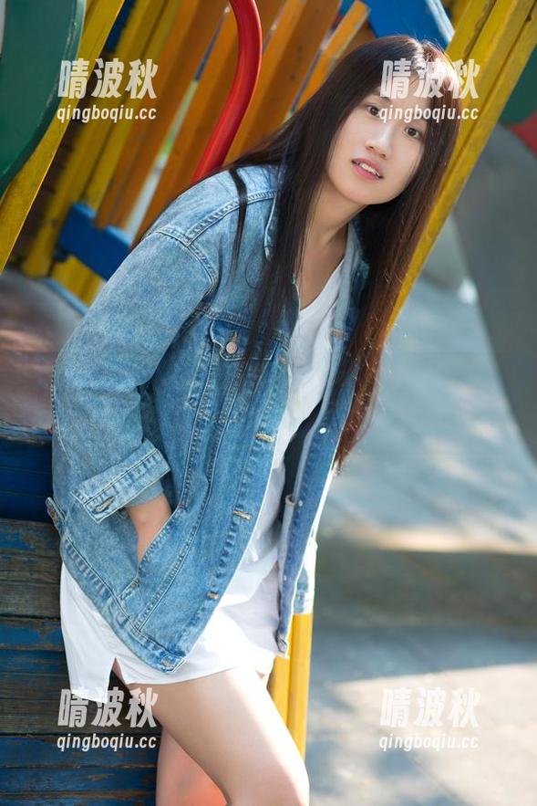 推女郎 - 田芯娜和她的白丝写真，精选如同魔法般正在发生哦