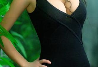 推女郎 – 陆瓷的皮衣写真，这是不把自己捆绑才敢这么走的节奏吧？