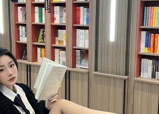 微密圈 – 是小逗逗给你带来的婚纱资源：咔嚓一声，闪电捕捉你的心！
