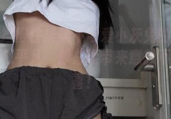 谁能抵挡得住柒柒不可爱小灰兔的诱惑?原图看似平凡,却总能带来意想不到的惊喜!