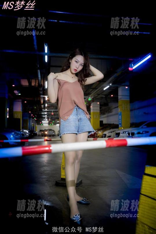 梦丝女神 - 对比图：定制长裙前后变化，玥玥的美人坯子真让人忍不住想转发！