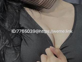 微密圈 – 精选楚楚不吃鱼的黑丝高跟，每一步都像是踩在云彩上，我说对不对？