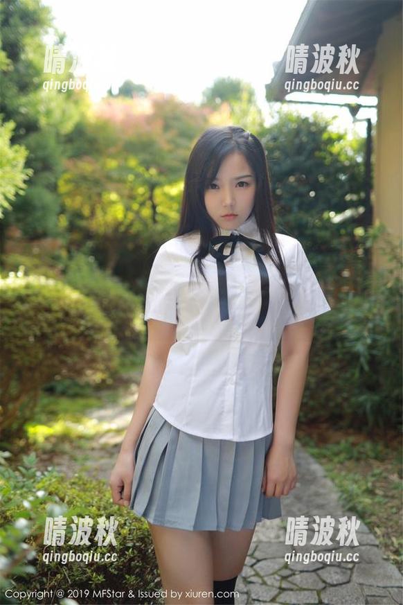 模范学院-陈怡曼 模范学院 - 快来抢!免费陈怡曼学妹套图,还能借我一张吗?