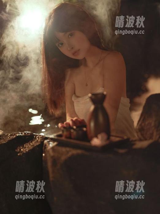 河豚抚子 跟着河豚抚子的短裙私拍图包,让思绪随风起舞