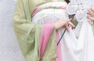 秀人网 – 又来Jennifer小若的最新制服图集,这种气息让我不由自主地停顿了一下。