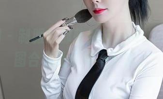 秀人网 – 制服的那些细节，Mila嘟嘟美图合集让你停不下来。