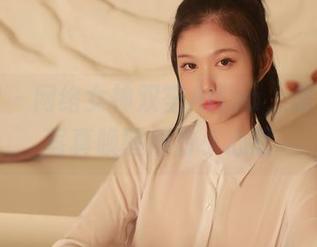 秀人网 – 网络女神双笙Alina，黑色高清写真唤醒所有小心思