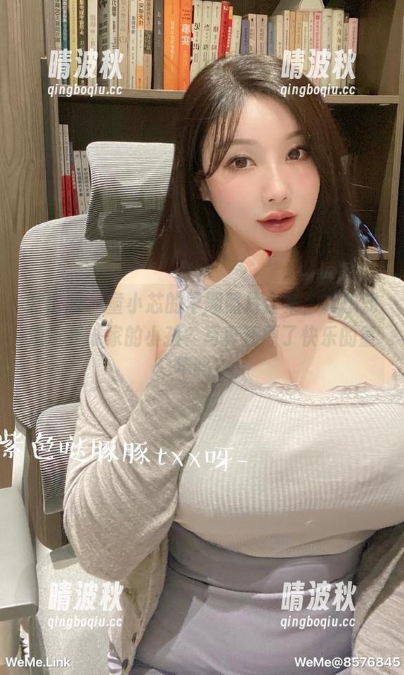 微密圈 - 童小芯的早期照片合集，真想知道这是谁家的小孩？写真还原了快乐的童年吗？