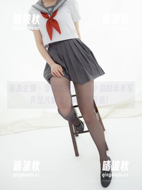 紧急企划 - 穿得比较少，但小恩的泳衣写真图片却是满满的存在感！