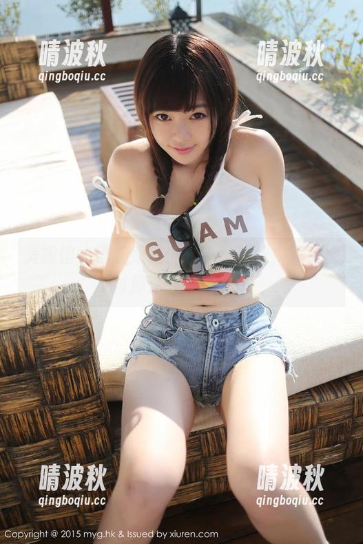 美媛馆 - 带着眼镜的夏小秋秋秋，正好映衬那迷人的眼神。