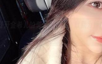 微密圈 – 打开金希儿的美足写真集,默默为她的每个足部细节打call!