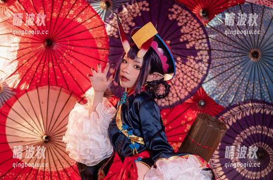 最新！铁打萌萌_moi带你体验小道友旗袍cos的“奇异人生”！